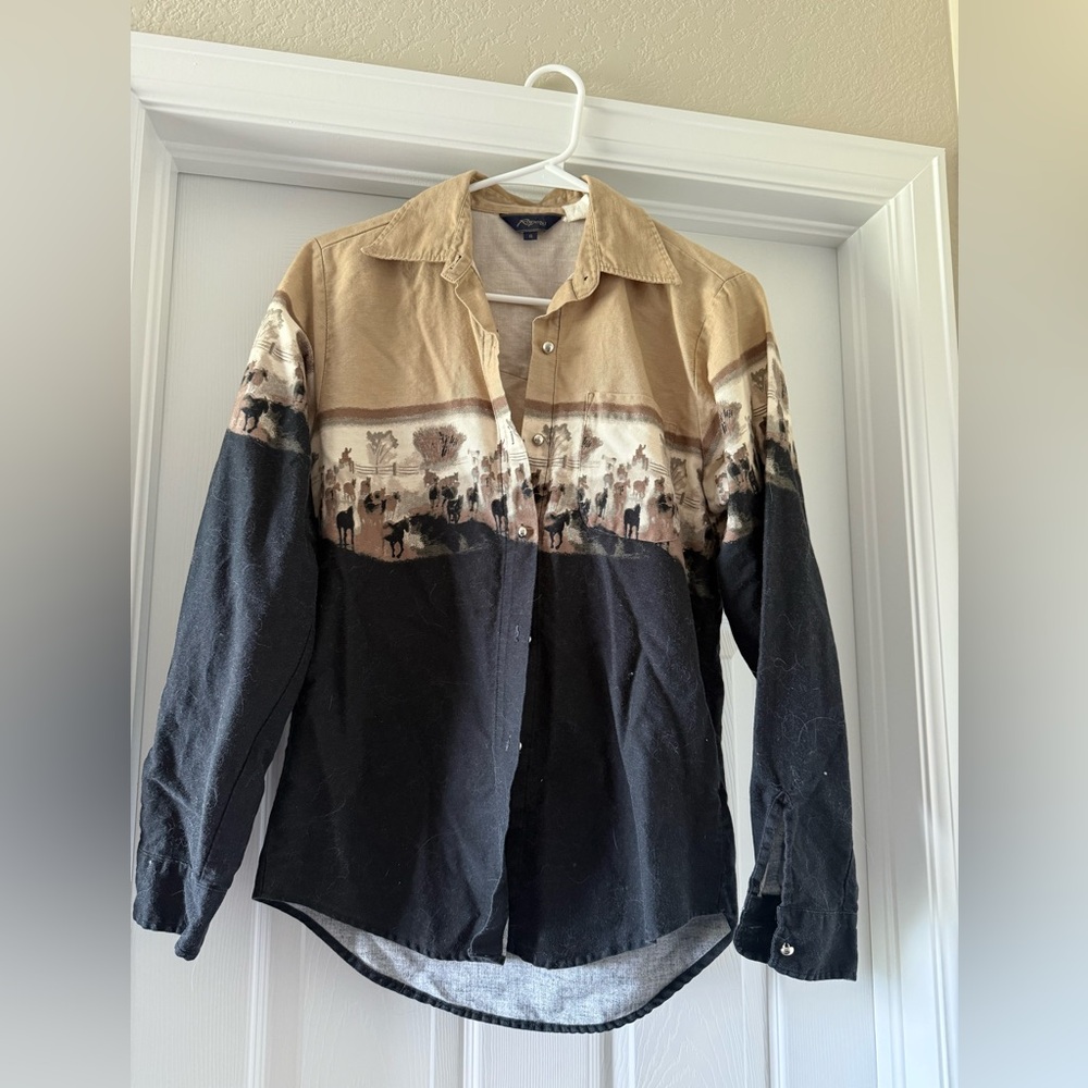 Two-Tone Cowboy Print Button-Up Shirt Jacket - Black & Tan